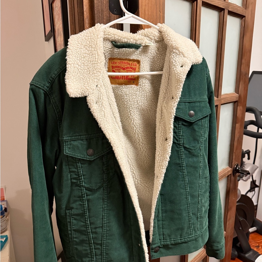 Levi's Forest Green Corduroy Jacket with Cream Sherpa Lining